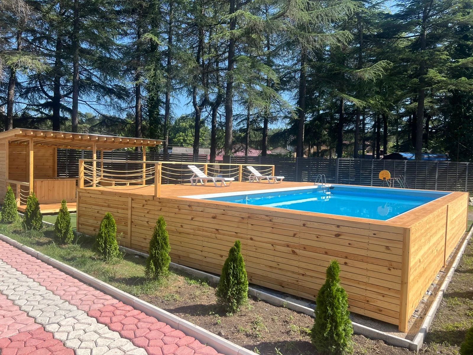 Домики в центре Пицунды ☀️ "Eco House Pitiunt" | Аура Тур