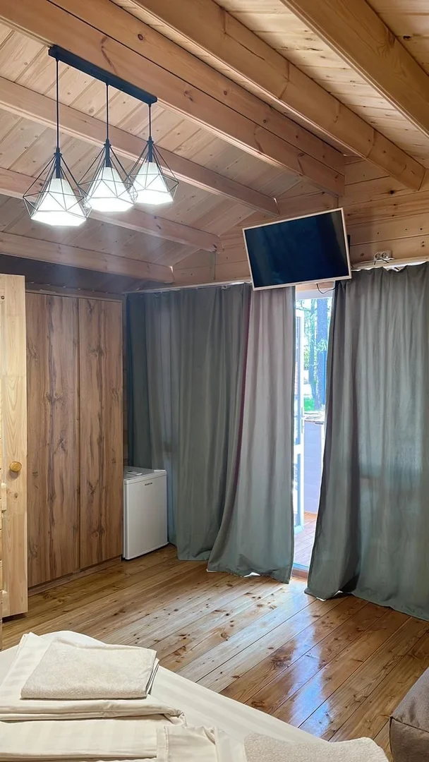 Домики в центре Пицунды ☀️ "Eco House Pitiunt" | Аура Тур