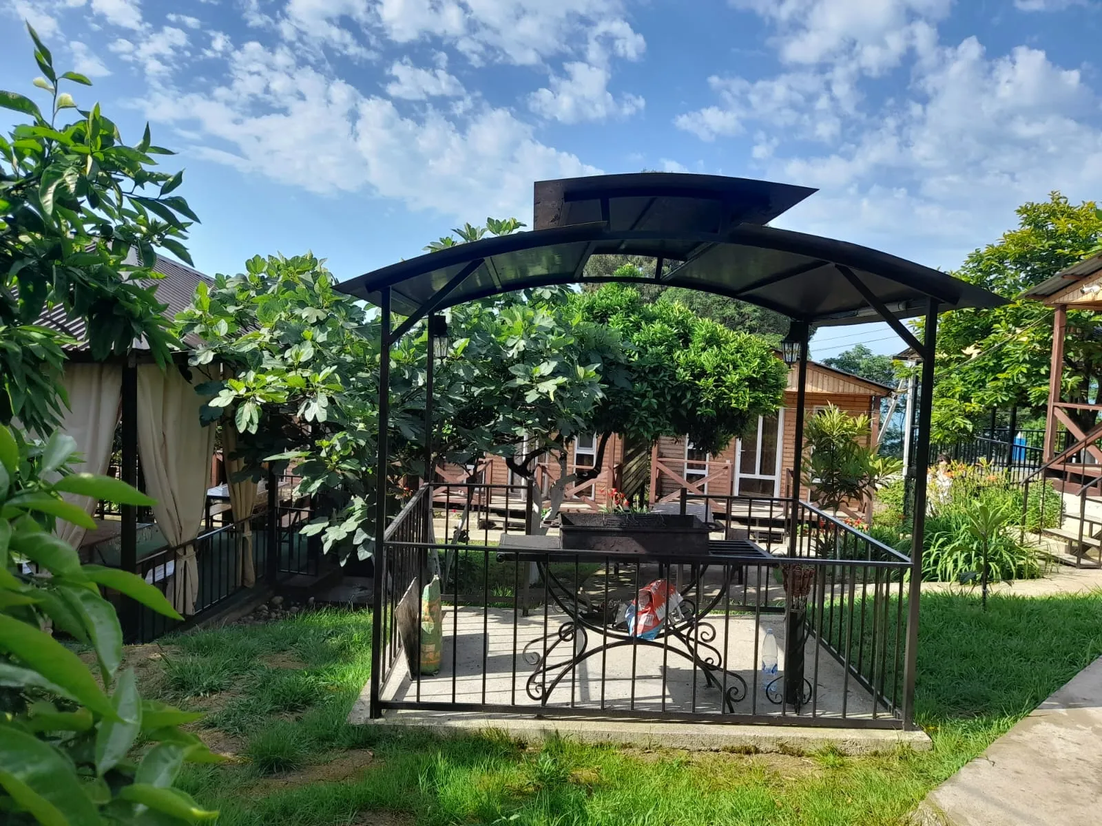 Guest house Adel’| Аура Тур