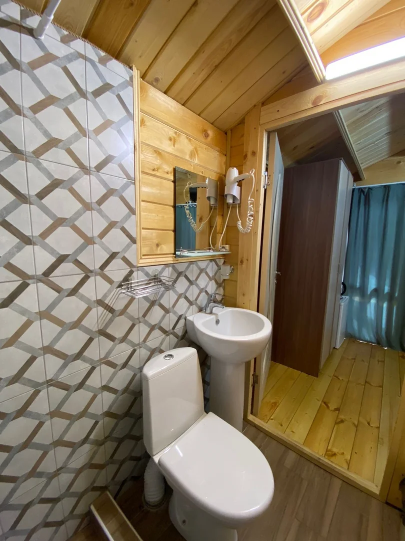 Домики в центре Пицунды ☀️ "Eco House Pitiunt" | Аура Тур