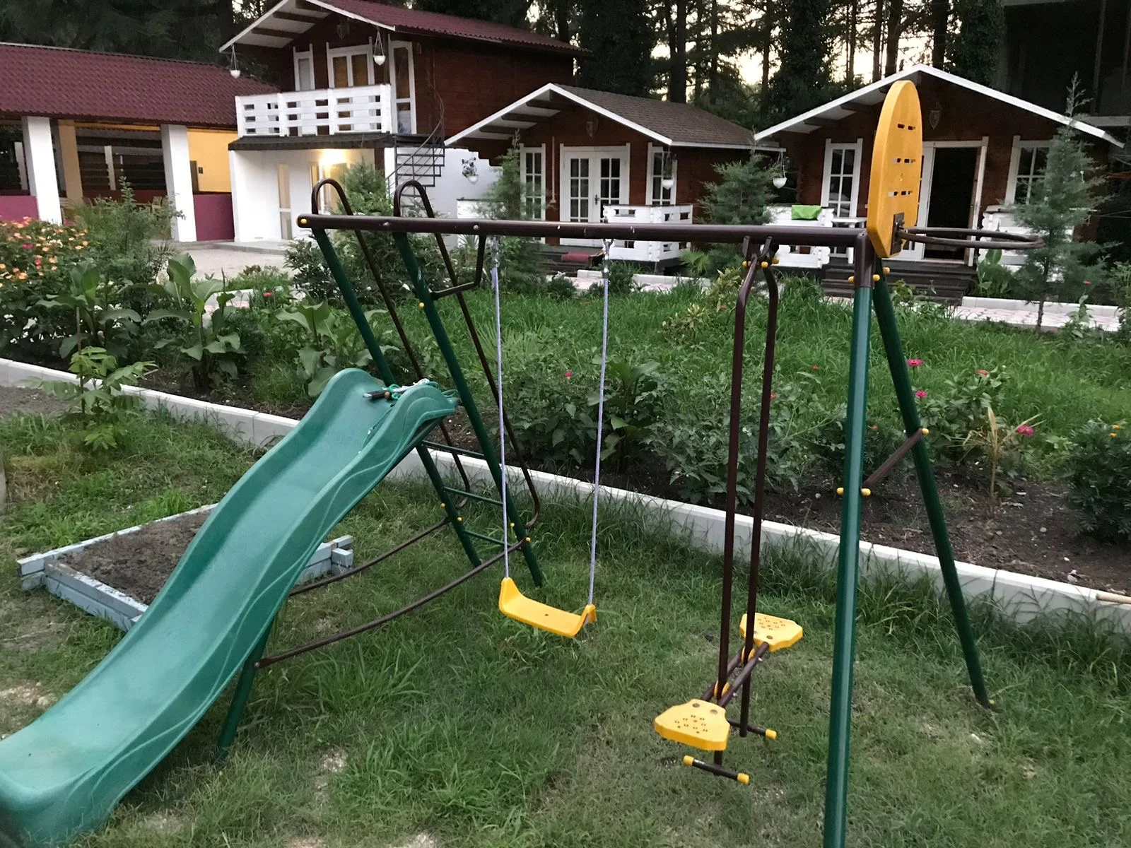 Домики в центре Пицунды ☀️ "Eco House Pitiunt" | Аура Тур